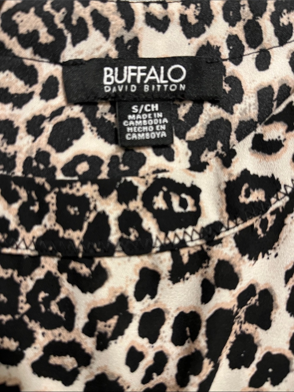 Buffalo David Bitton Black & White Leopard Print Short Sleeve Top, NWOT, size S